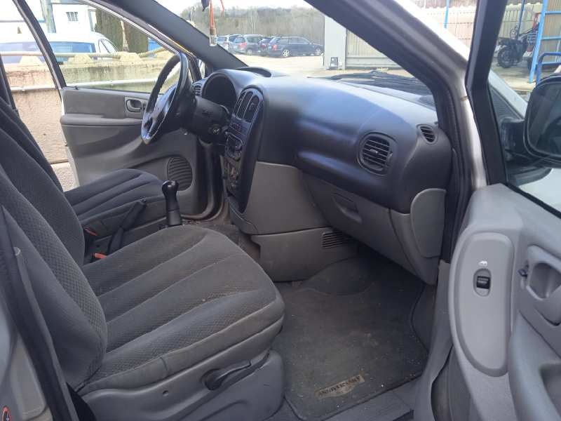 chrysler voyager (rg) del año 2004