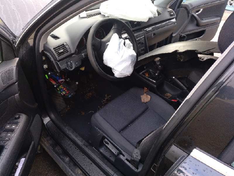 audi a4 berlina (8e) del año 2004