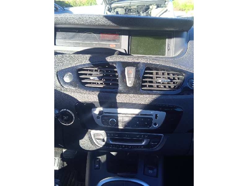 renault scenic iii del año 2013