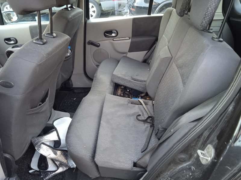 renault modus del año 2004