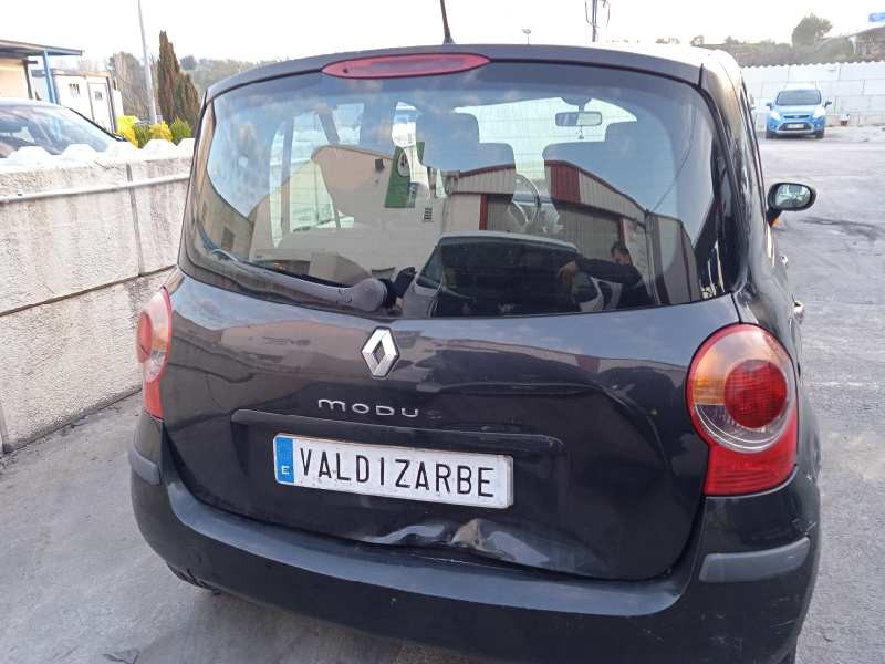 renault modus del año 2004