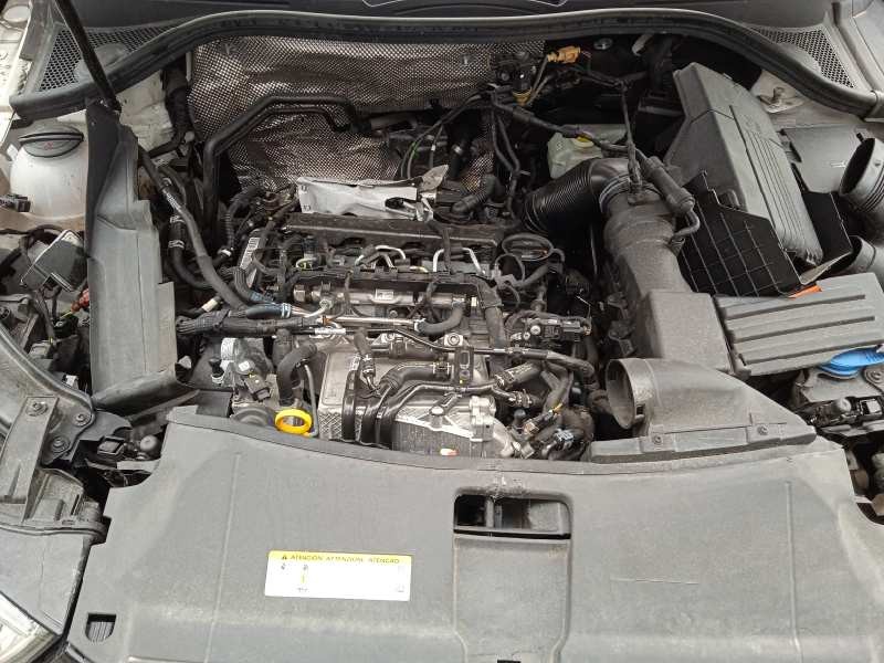 audi q3 (8ug) del año 2017