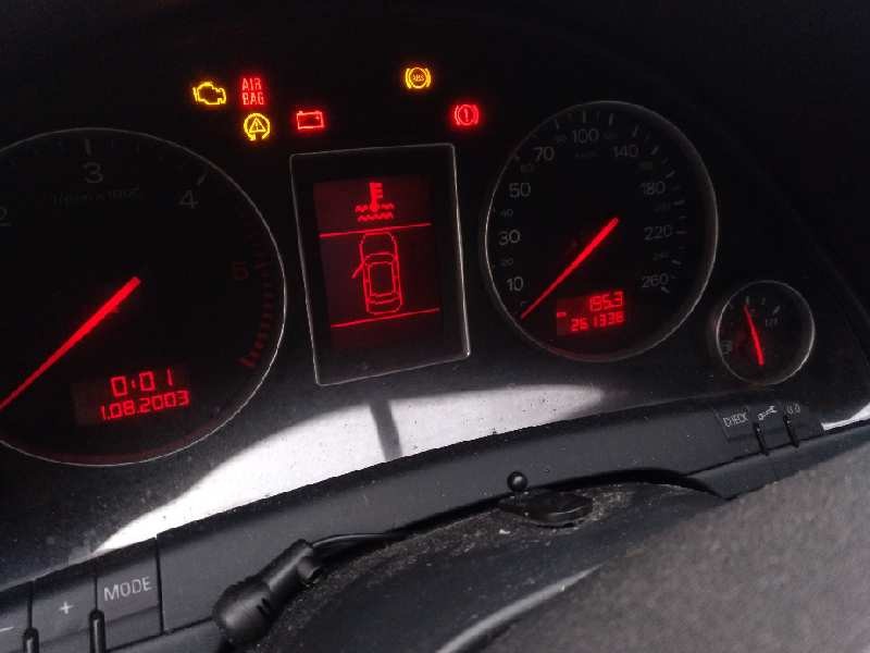 audi a4 berlina (8e) del año 2004