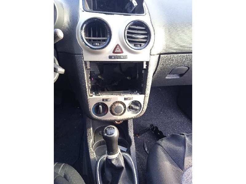 opel corsa d del año 2008