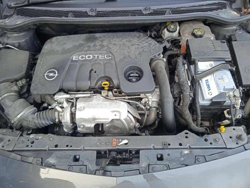 opel astra j lim. del año 2014