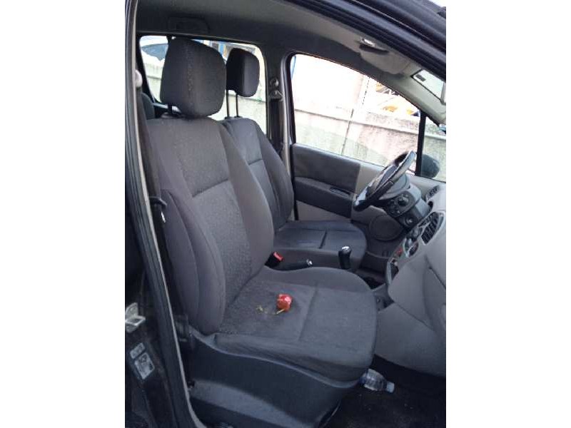 renault modus del año 2004