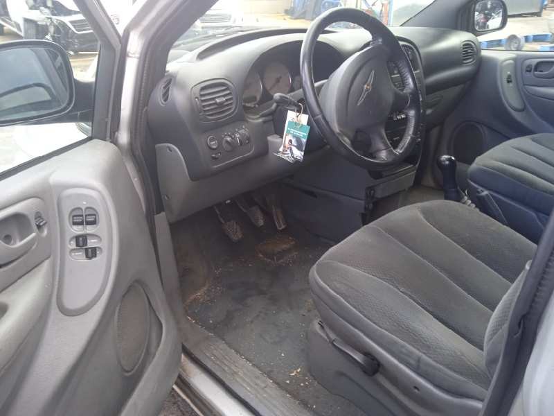 chrysler voyager (rg) del año 2004