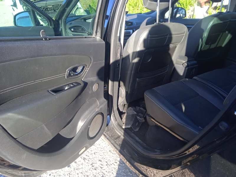 renault scenic iii del año 2013