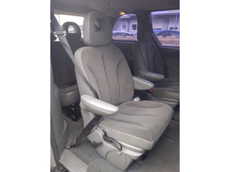 chrysler voyager (rg) del año 2004