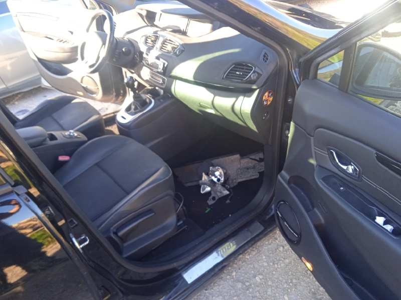 renault scenic iii del año 2013