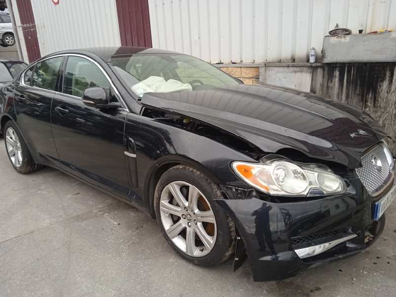 jaguar xf del año 2010