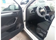 volkswagen t-roc del año 2023 2