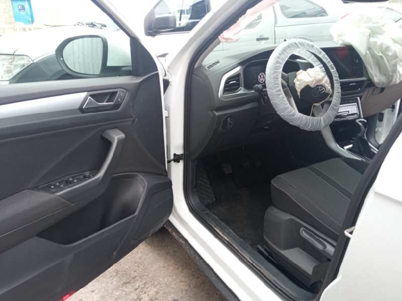 volkswagen t-roc del año 2023