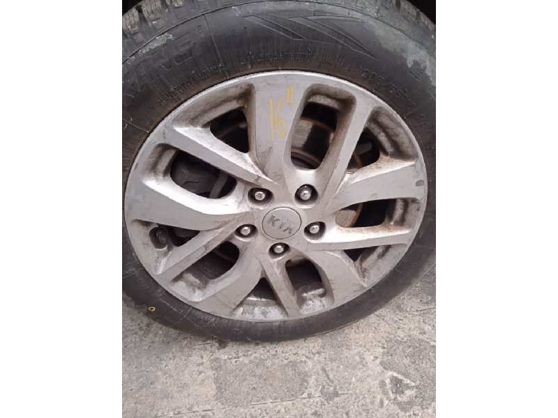 kia carens ( ) del año 2018