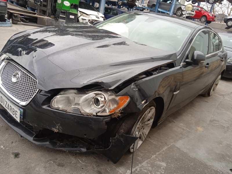 jaguar xf del año 2010