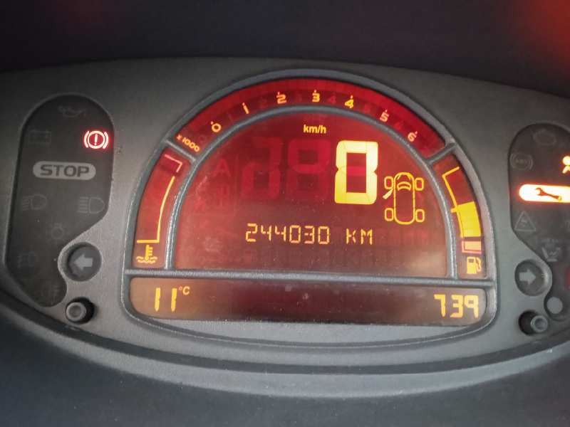 renault modus del año 2004