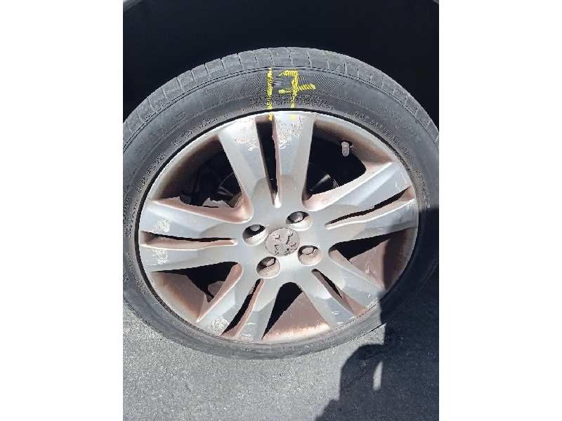 peugeot 5008 del año 2010