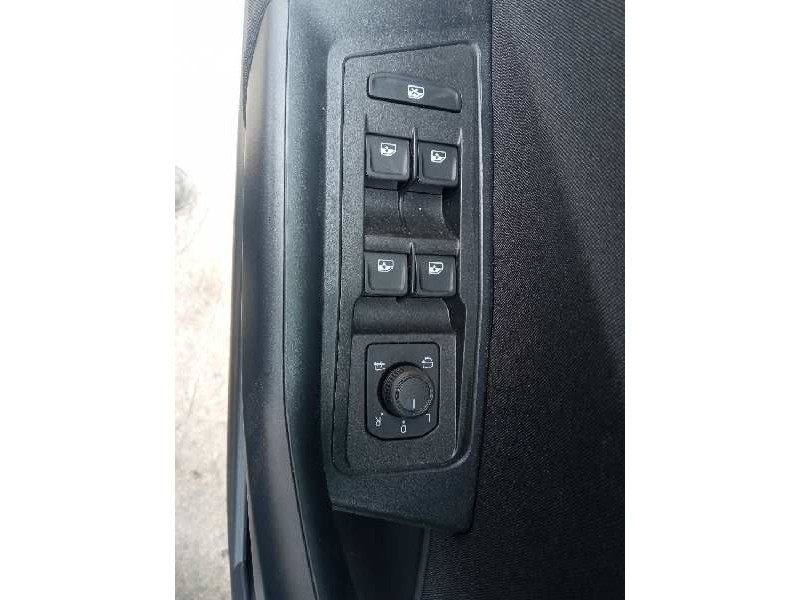 volkswagen t-roc del año 2023