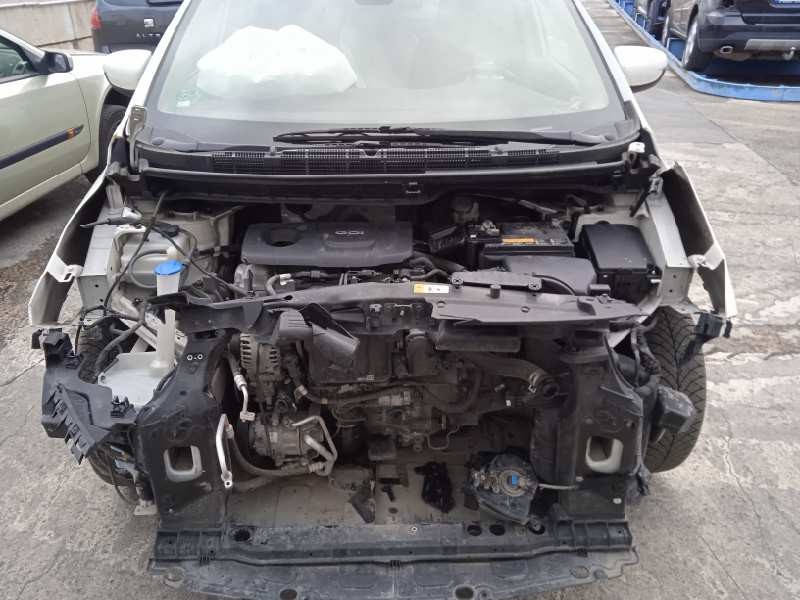 kia carens ( ) del año 2018