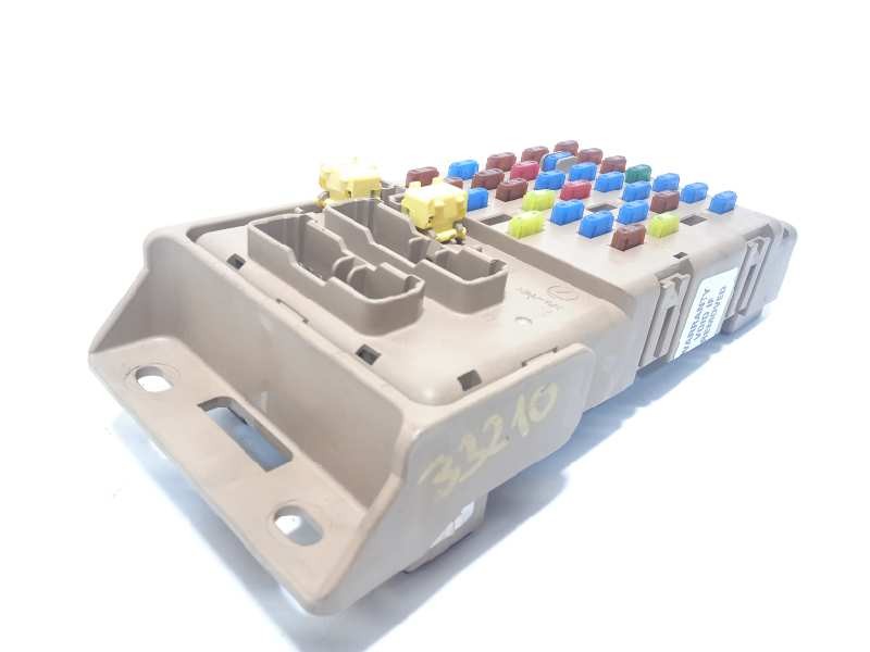 Recambio de caja reles / fusibles para subaru tribeca b9 classic referencia OEM IAM 82201XA06A  