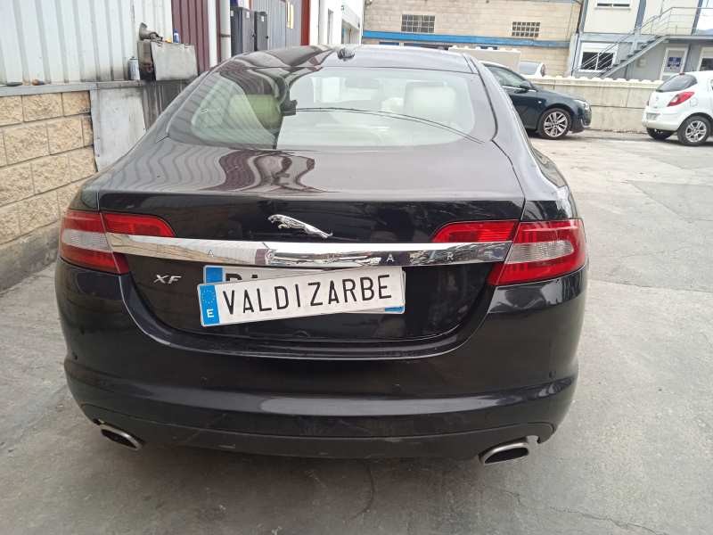 jaguar xf del año 2010