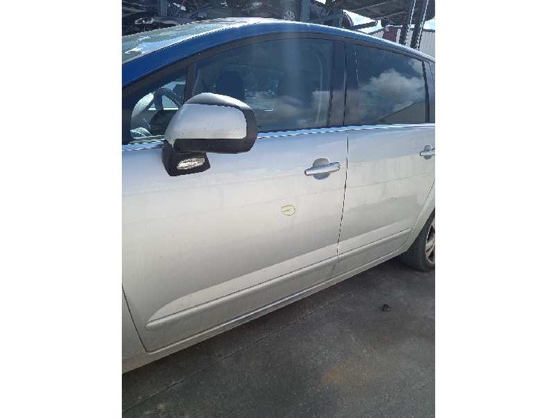 peugeot 5008 del año 2010