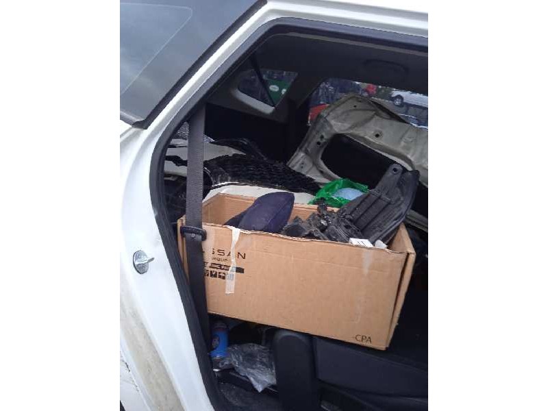 kia carens ( ) del año 2018