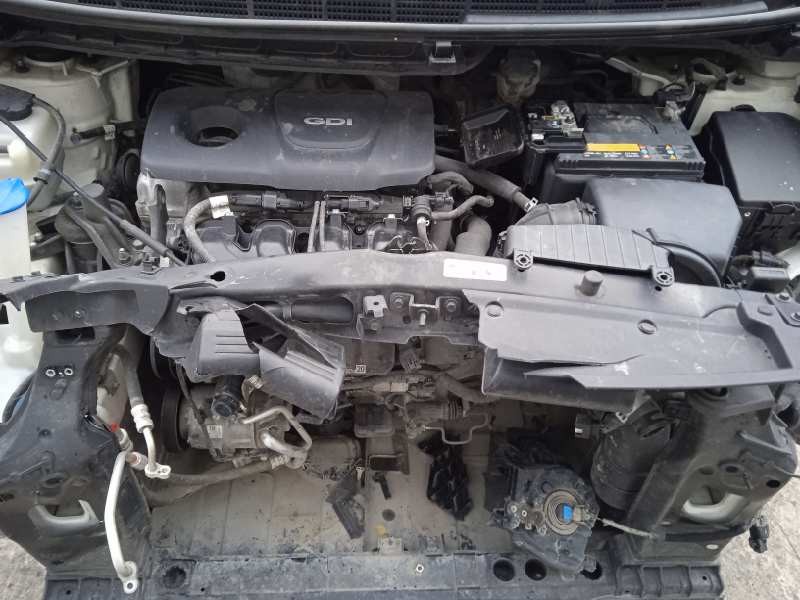 kia carens ( ) del año 2018