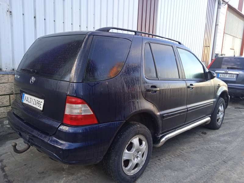 mercedes-benz clase m (w163) del año 2004