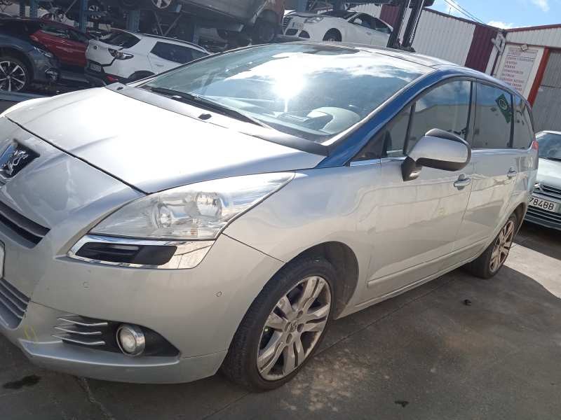 peugeot 5008 del año 2010