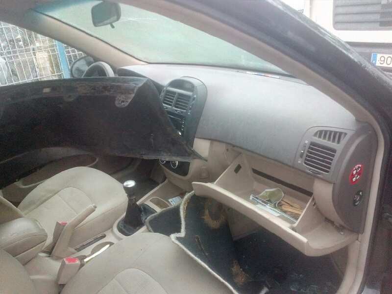 kia cerato del año 2006