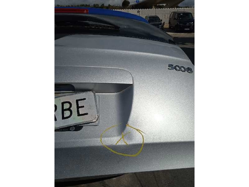 peugeot 5008 del año 2010