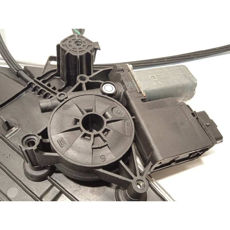 Recambio de elevalunas delantero derecho para peugeot 5008 active referencia OEM IAM 9830389280  