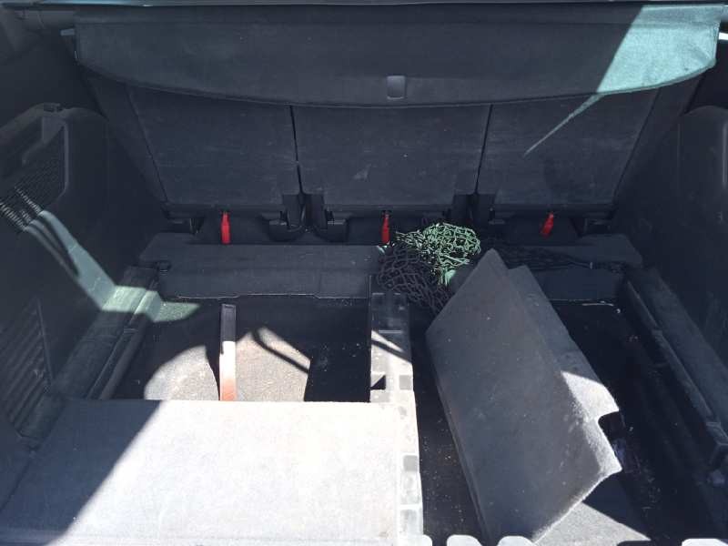 peugeot 5008 del año 2010