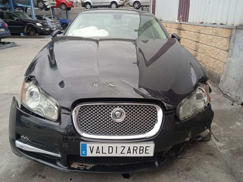 jaguar xf del año 2010