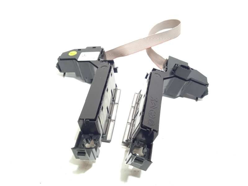 Recambio de mando multifuncion para peugeot traveller 2.0 blue hdi referencia OEM IAM 98075397ZD  