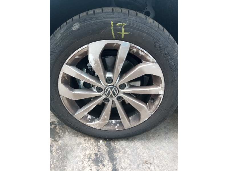 volkswagen t-roc del año 2023