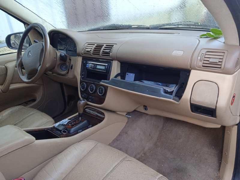 mercedes-benz clase m (w163) del año 2004