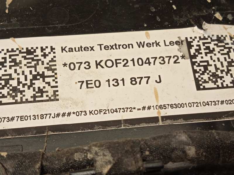 Recambio de deposito aditivo fap adblue para volkswagen t6.1 caravelle (sh) referencia OEM IAM 7E0131877J  