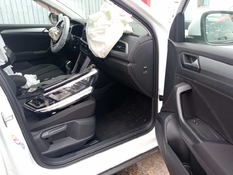 volkswagen t-roc del año 2023