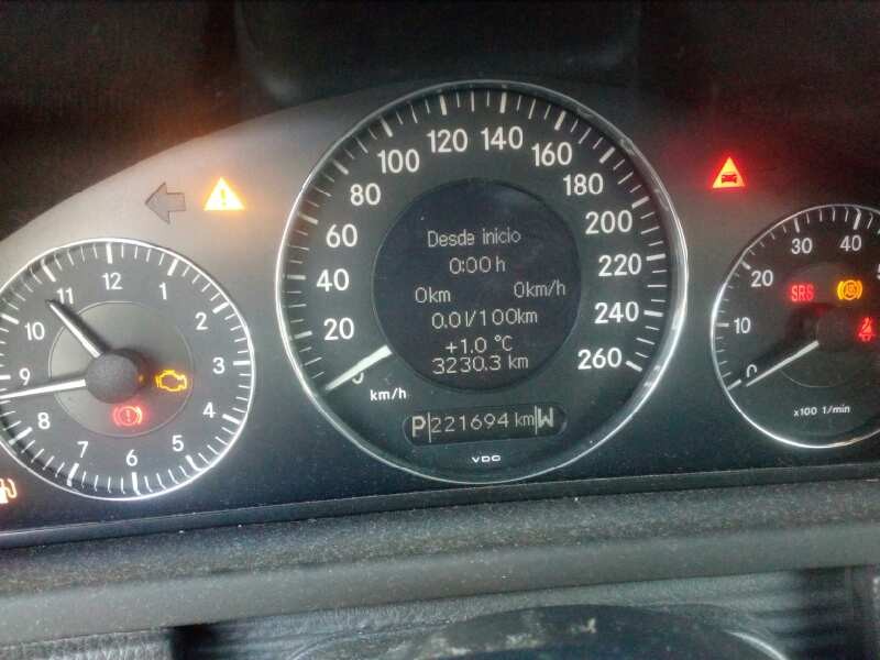 mercedes-benz clase clk (w209) coupe del año 2002