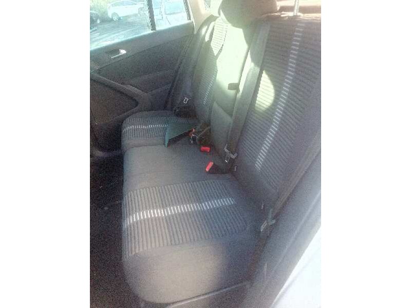 volkswagen tiguan (5n1) del año 2010