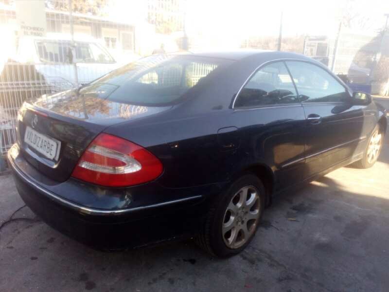 mercedes-benz clase clk (w209) coupe del año 2002