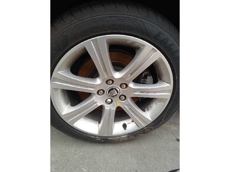 jaguar xf del año 2010