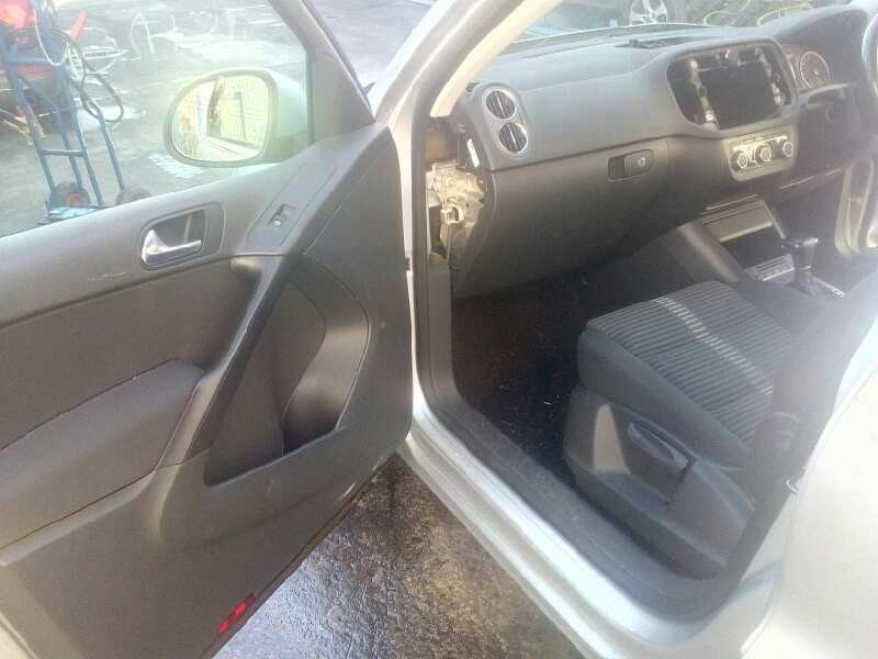 volkswagen tiguan (5n1) del año 2010