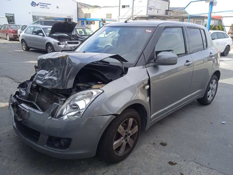 suzuki swift berlina (mz) del año 2010