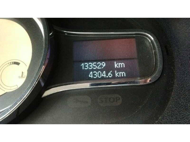 renault megane iii berlina 5 p del año 2008