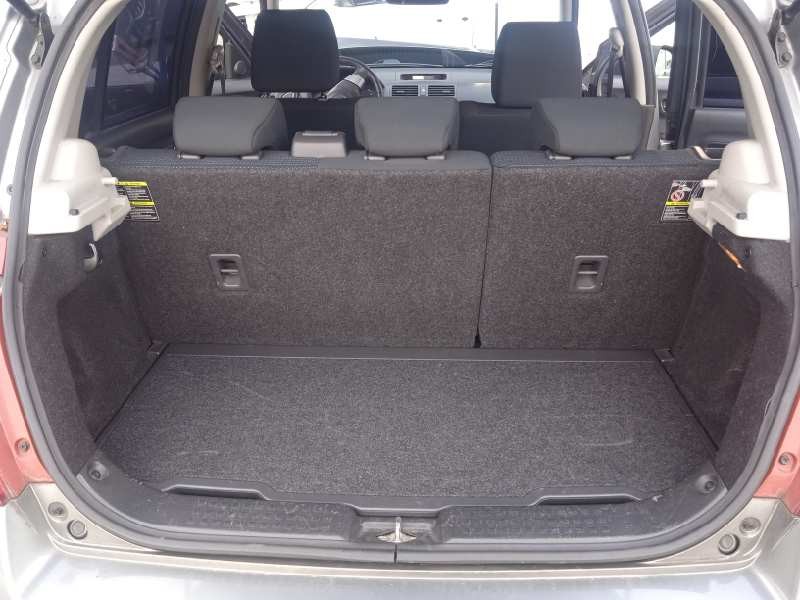 suzuki swift berlina (mz) del año 2010