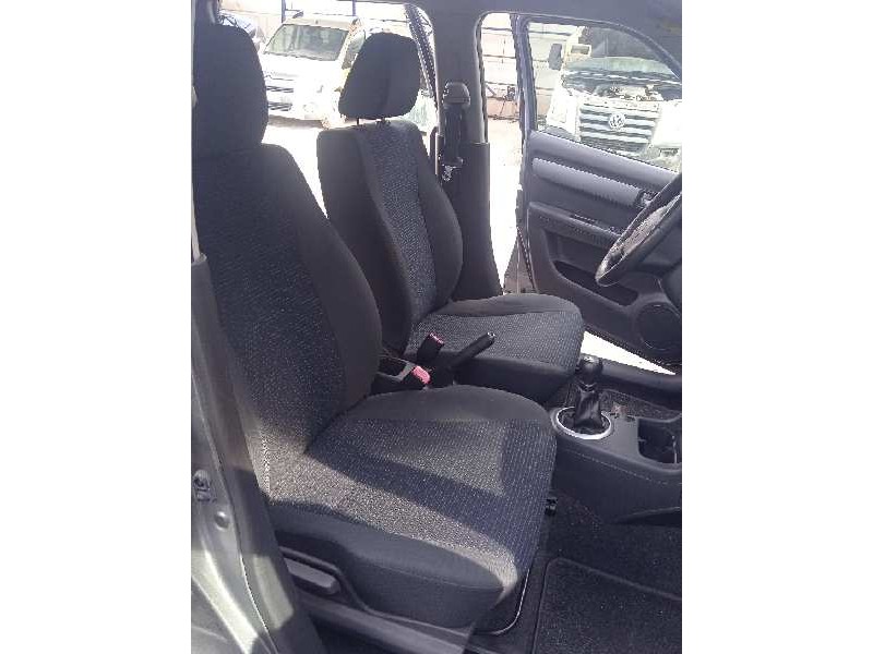 suzuki swift berlina (mz) del año 2010