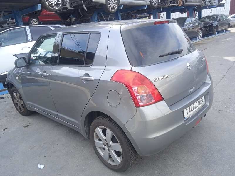 suzuki swift berlina (mz) del año 2010